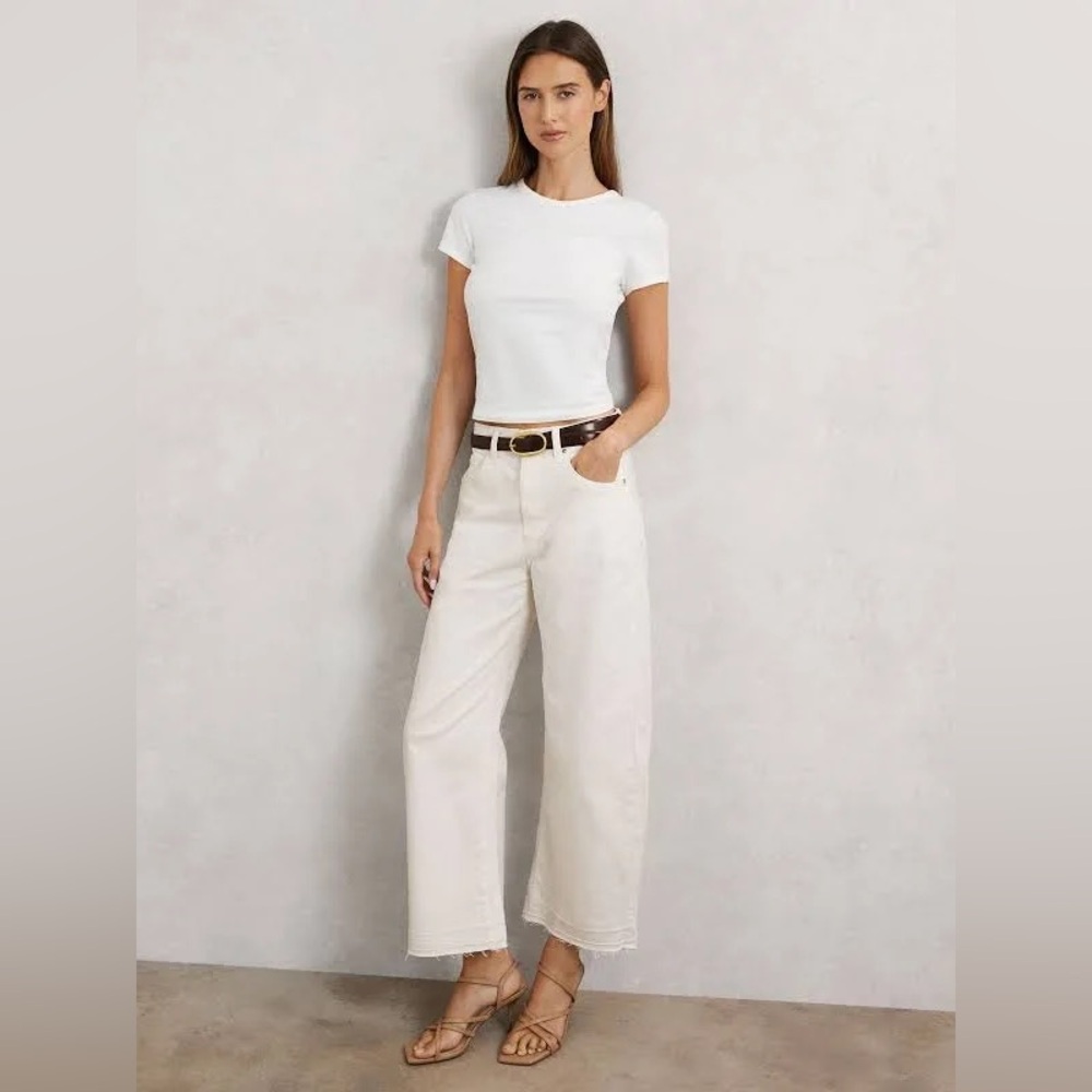 Paige 
Arellia Ankle Jeans in Ecru